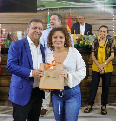 WhatsApp Image 2023-12-15 at 16.32.26 (1).jpeg