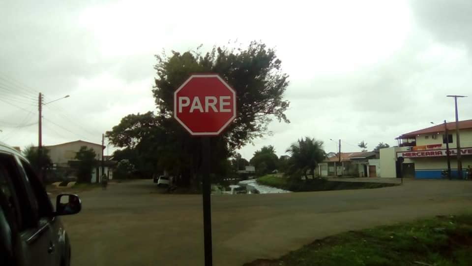 A vereadora Patriciana Guimarães esteve atendendo à solicitação de moradores do bairro zona sul da cidade.