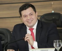 Acácio Favacho conquista doação definitiva do terreno para a Câmara Municipal de Macapá.