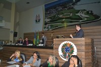 Acácio Favacho usa a tribuna para destacar projeto de Lei que doa terreno à Câmara Municipal   