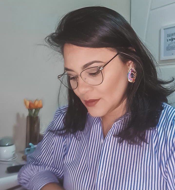 Adrianna Ramos requer infraestrutura e limpeza em bairros da capital