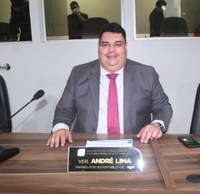 André Lima pede revitalização da praça e arena do Bairro Alvorada