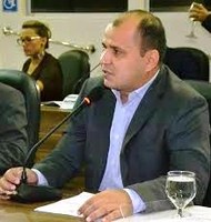 Auciney Maciel pede construção de creche no bairro Pedrinhas