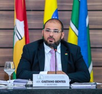 Caetano Bentes presta homenagem aos garis e destaca importância do trabalho deste “exército da limpeza”