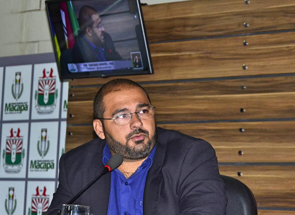 Caetano Bentes solicita limpeza do Campo do Ypê e pavimentação de ruas no Nova Esperança. Requerimentos foram aprovados nesta quinta