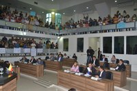 Câmara aprova projeto que institui o Plano Municipal de Educação durante sessão extraordinária