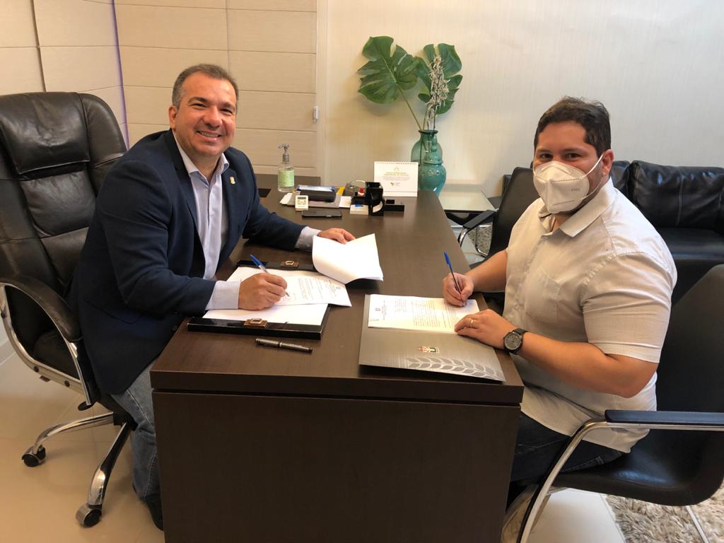 Câmara Municipal de Macapá́ assina termo de cooperação técnica com o Prodap para modernização dos processos legislativos