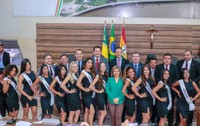 Candidatas a Miss dos Bairros são recebidas pelos vereadores de Macapá