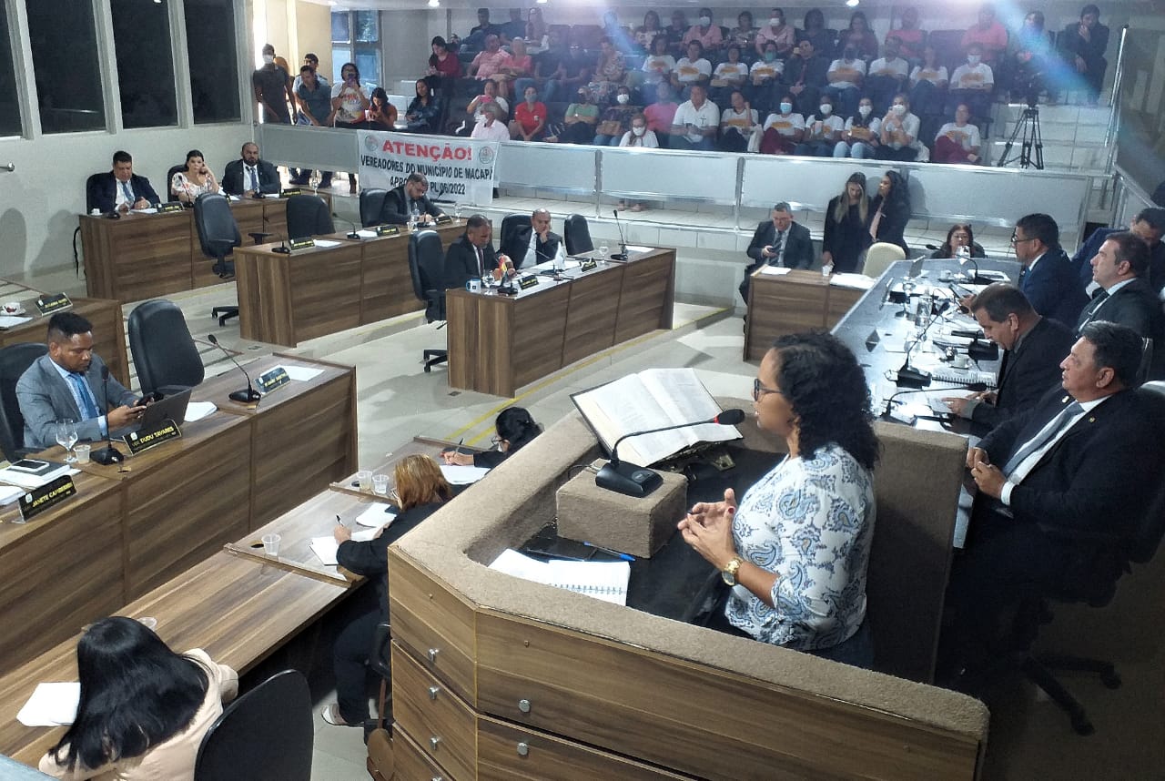 CMM assume compromisso de dar agilidade na tramitação e votação de PL,s que tratam de reajustes salariais de servidores da educação