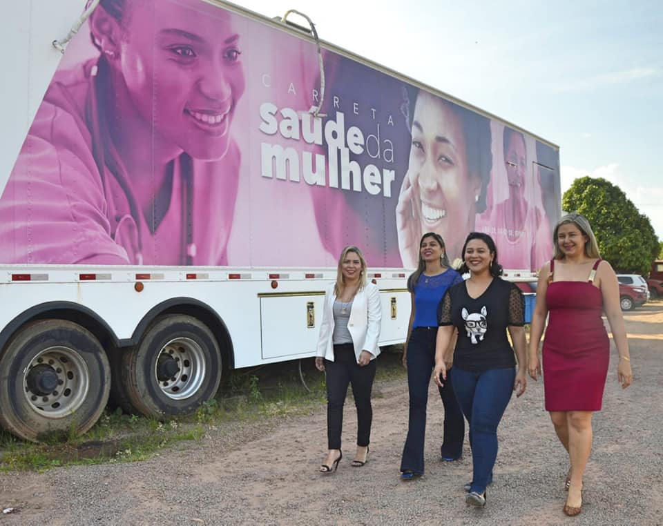 Comissão de Vereadoras da CMM visita carreta Saúde da Mulher, na zona norte da capital