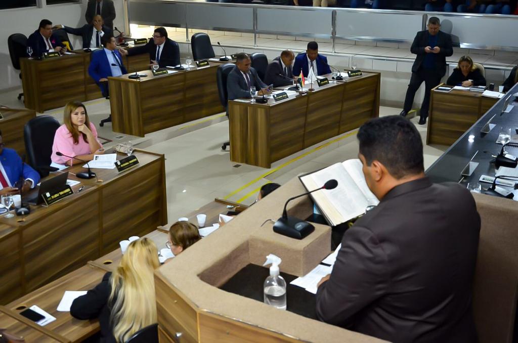 Diretor do Centro de Especialidades Papaléo Paes fala na Tribuna da CMM sobre serviços ofertados pela unidade