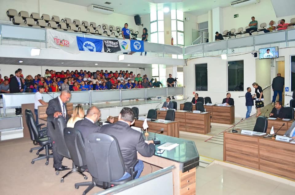 Diversos assuntos marcaram a sessão legislativa da CMM nesta quinta-feira