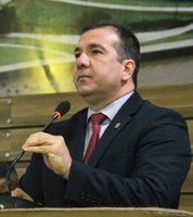 Doação de 100 toneladas de asfalto para Oiapoque provoca debate na Câmara de Vereadores de Macapá