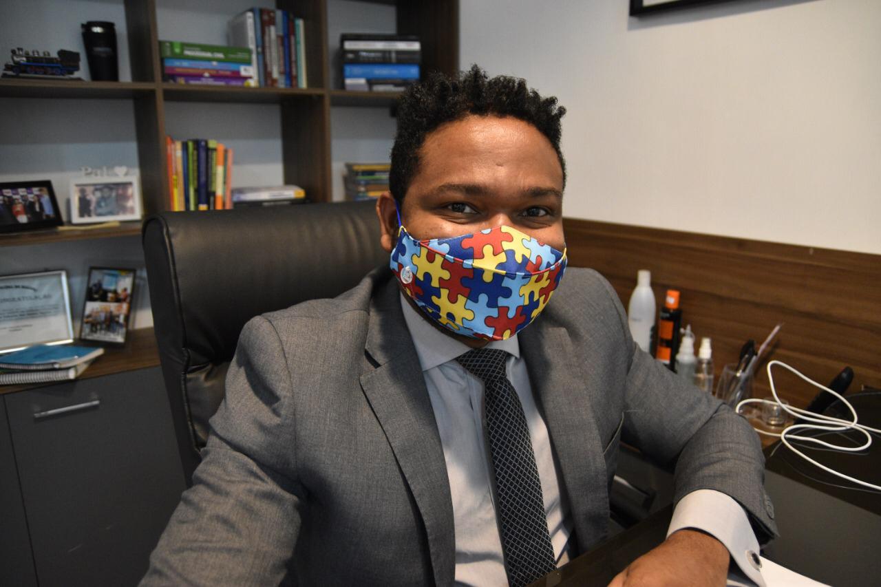 Dudu Tavares apresenta Projeto de Lei para instituir Dia e Semana Municipal de Conscientização da Pessoa com Transtornos do Espectro Autista
