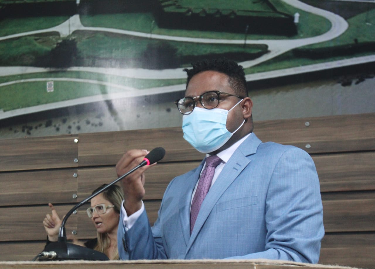 Dudu Tavares apresenta Projeto de Lei que visa mais transparência na divulgação das ações de combate e imunização contra a COVID-19