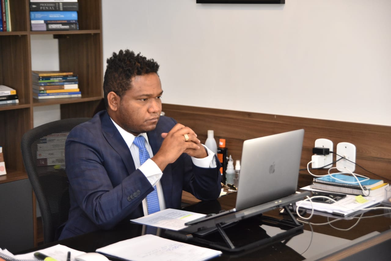 Dudu Tavares quer ampla divulgação e debate do plano de retomada das aulas presenciais no município