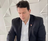 João Mendonça pede iluminação pública e limpeza de ruas na capital