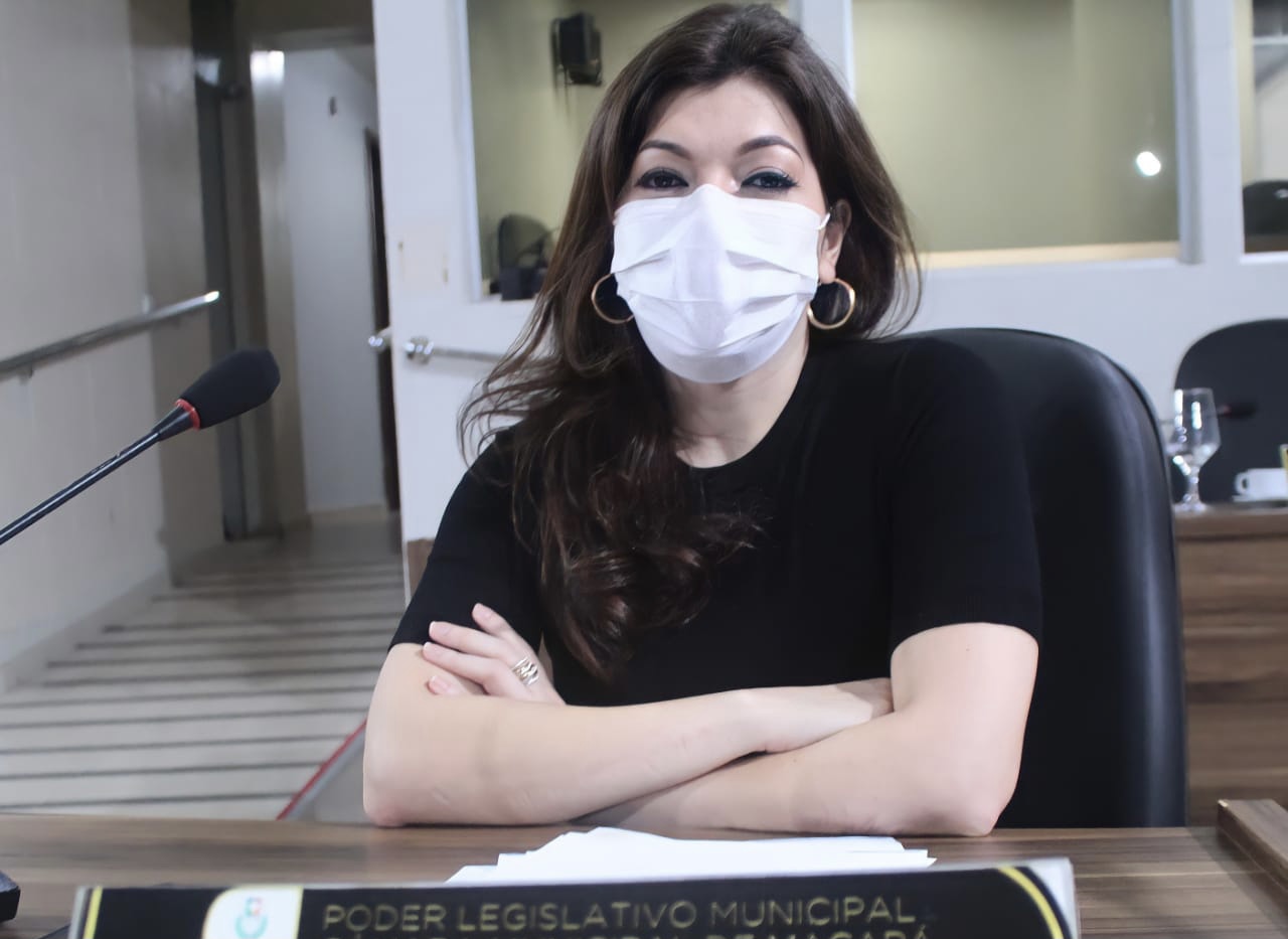 Luany Favacho pede melhorias para vários bairros e distrito da Fazendinha