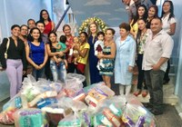 Maraína Martins faz entrega de fraldas arrecadadas em seu aniversário solidário, ao Hospital da Criança.