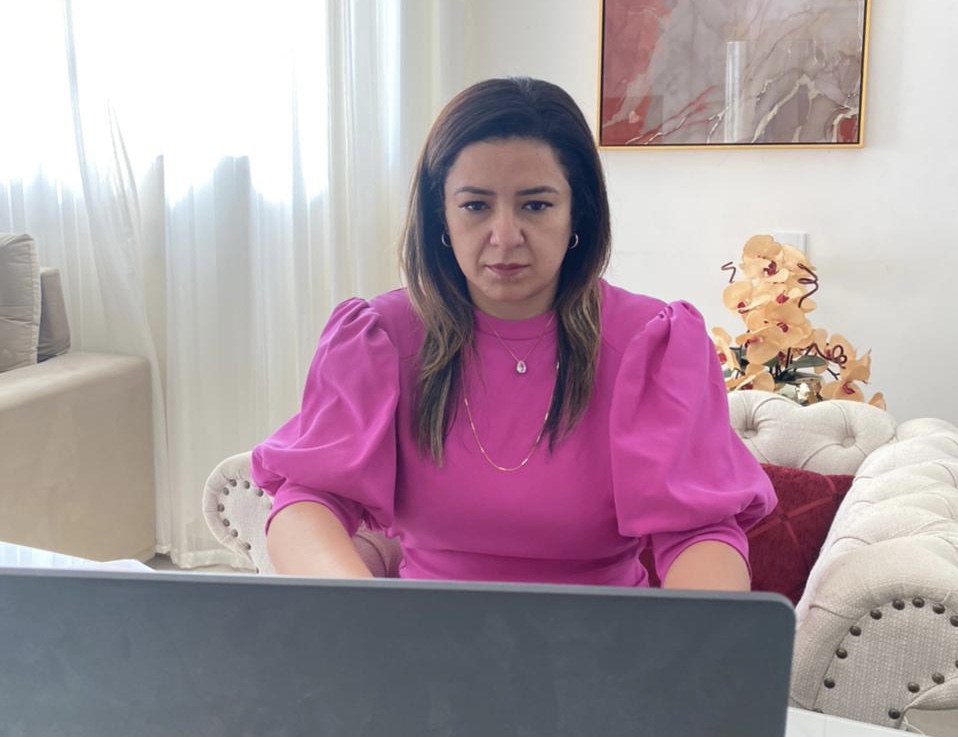 Maraína Martins pede asfalto para ruas de três bairros da capital