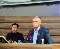 Mauro Secco faz alerta sobre formas de prevenção ao câncer de mana na Tribuna da CMM