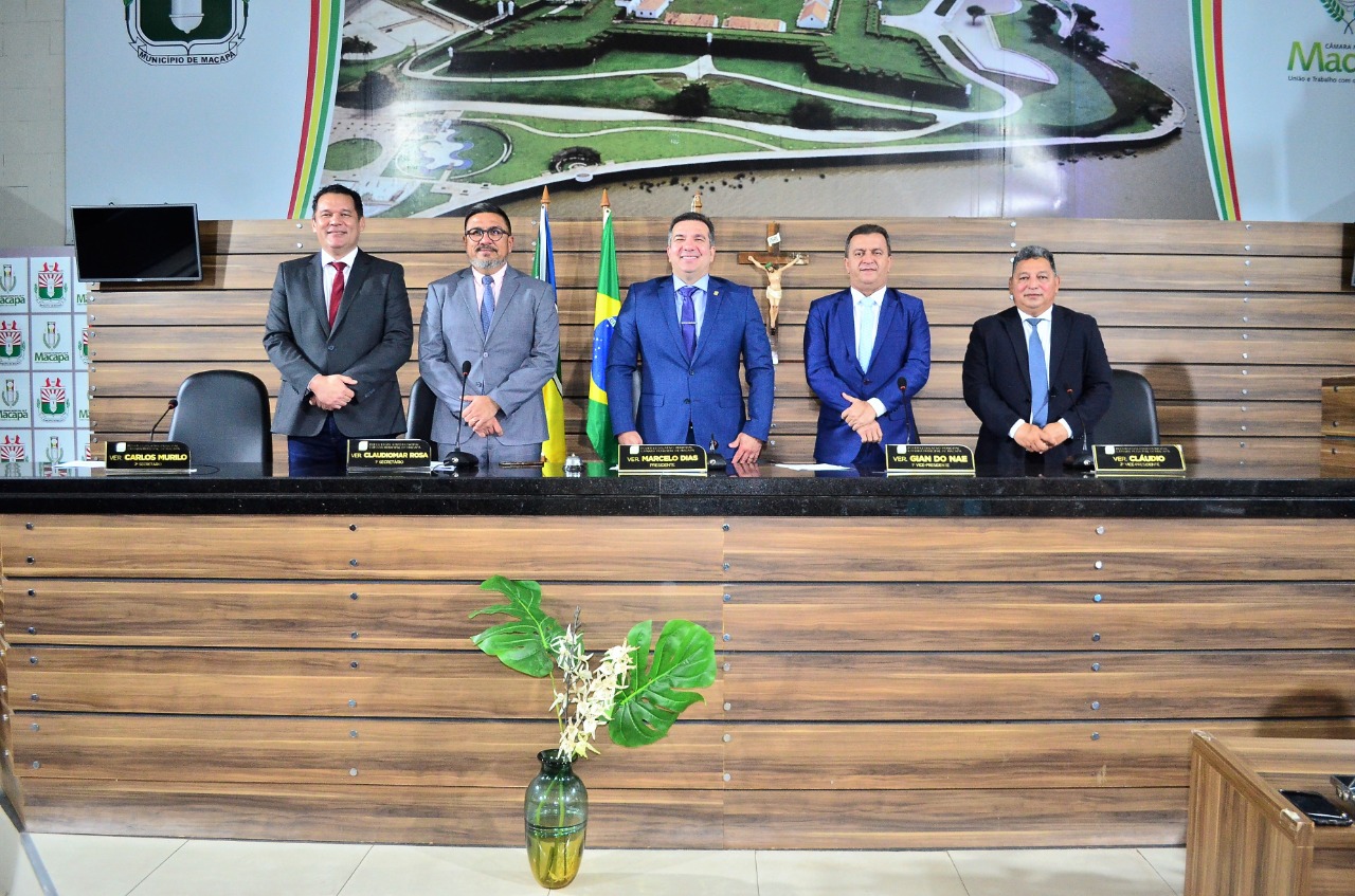 Mesa Diretora da Câmara Municipal de Macapá é empossada para o biênio 2023/2024