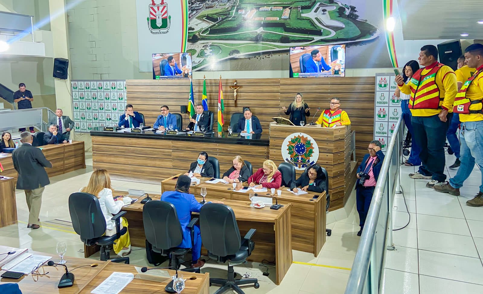 Na Tribuna da CMM, representantes dos taxistas e mototaxistas pedem mais rigor na fiscalização dos motoristas de aplicativo