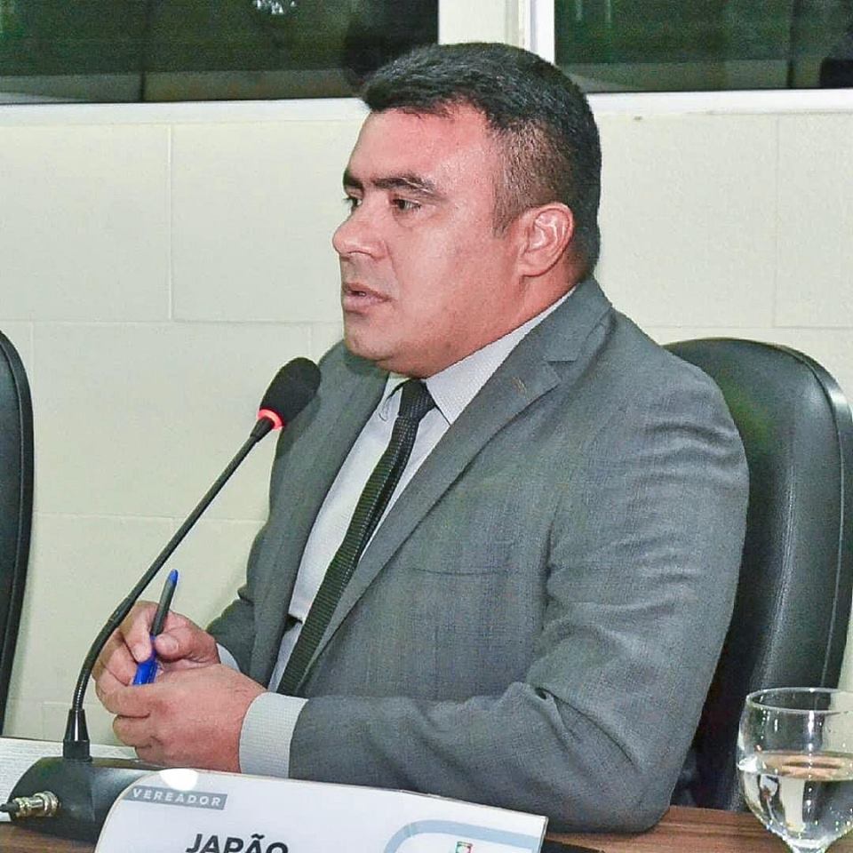 O vereador Japão Baia (PDT), propôs ao Governo do Estado, a reforma urgente da Escola Estadual São Joaquim do Pacuí, no distrito com o mesmo nome, zona rural de Macapá.