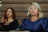 Patriciana Guimarães acompanha andamento de obras na feira do Novo Horizonte