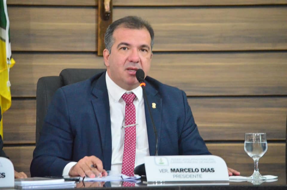 Presidente Marcelo Dias suspende sessão legislativa da CMM devido ao falecimento de uma servidora da Casa