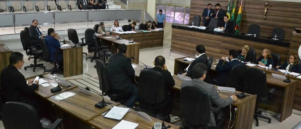 Problemas de Macapá continuam pautando os debates entre os vereadores na Câmara Municipal
