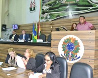 Representante do Macapaba apresenta problemáticas do residencial na tribuna da CMM
