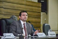 Ruzivan Pontes assume interinamente a prefeitura de Macapá.