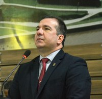 Secretário de obras municipal é questionado na CMM