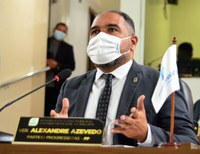 Vereador Alexandre Azevedo aprova Moção de Aplausos a militares do 2º BPM que salvaram criança engasgada com leite materno