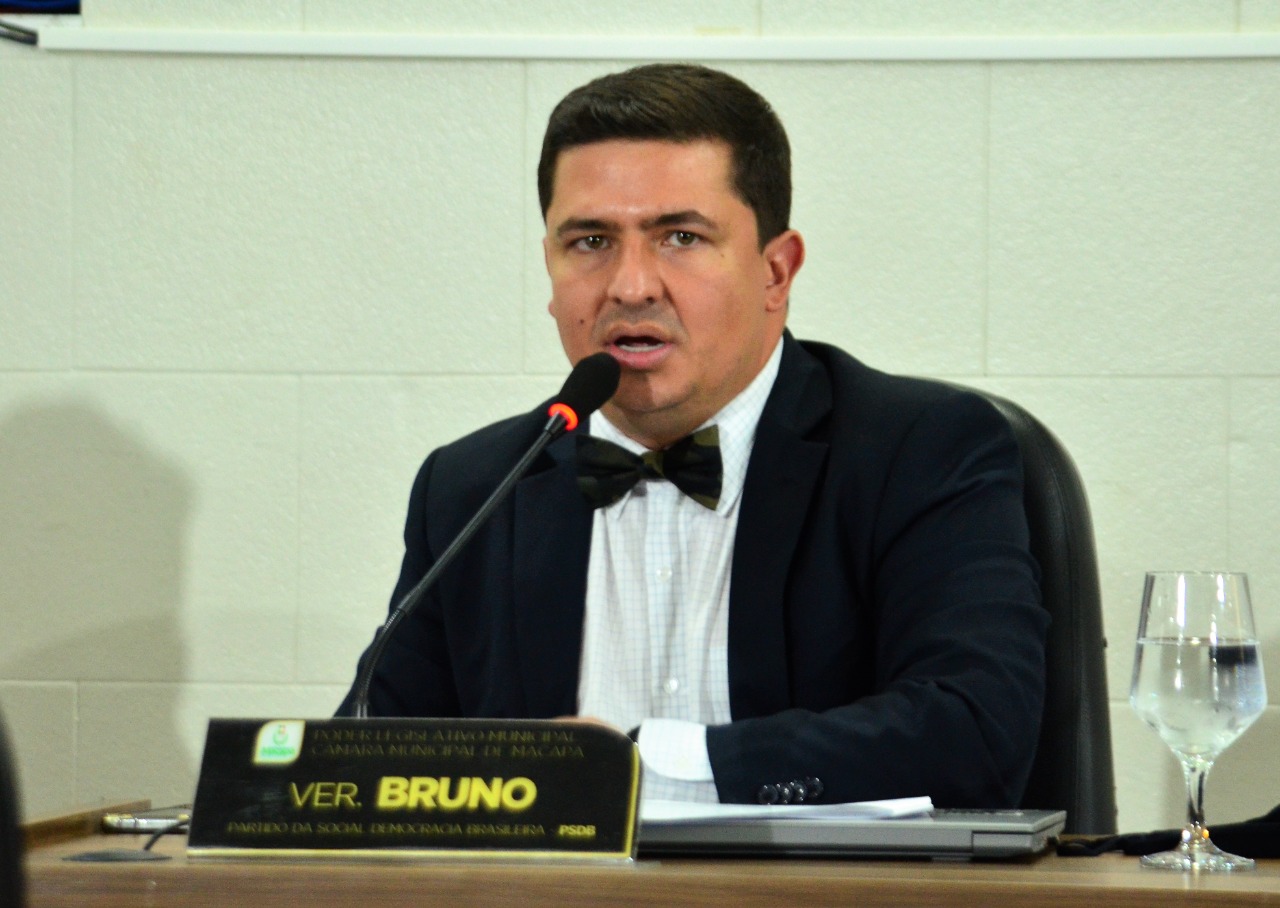 Vereador Bruno Santos pede mais ônibus para os Bairros Muca, Macapaba e Brasil Novo