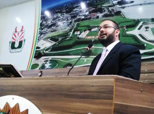 Vereador Caetano Bentes assume a liderança do governo municipal na Câmara de Macapá