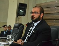 Vereador Caetano Bentes quer acabar com o limite diário de utilização do benefício da meia-passagem