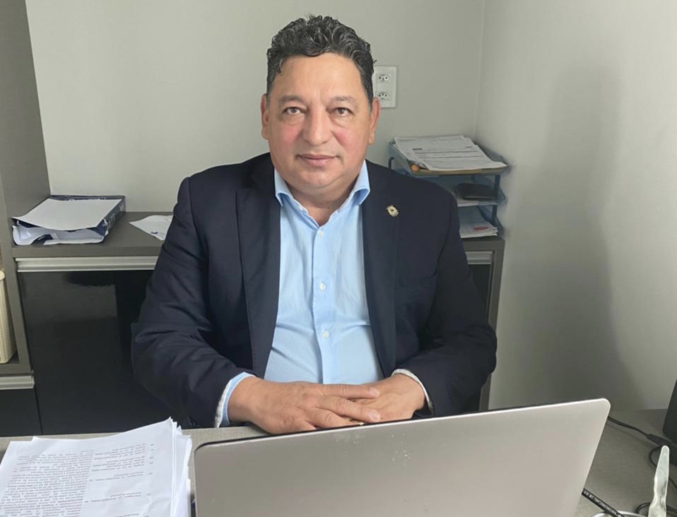 Vereador Cláudio defende melhorias para quatro bairros de Macapá