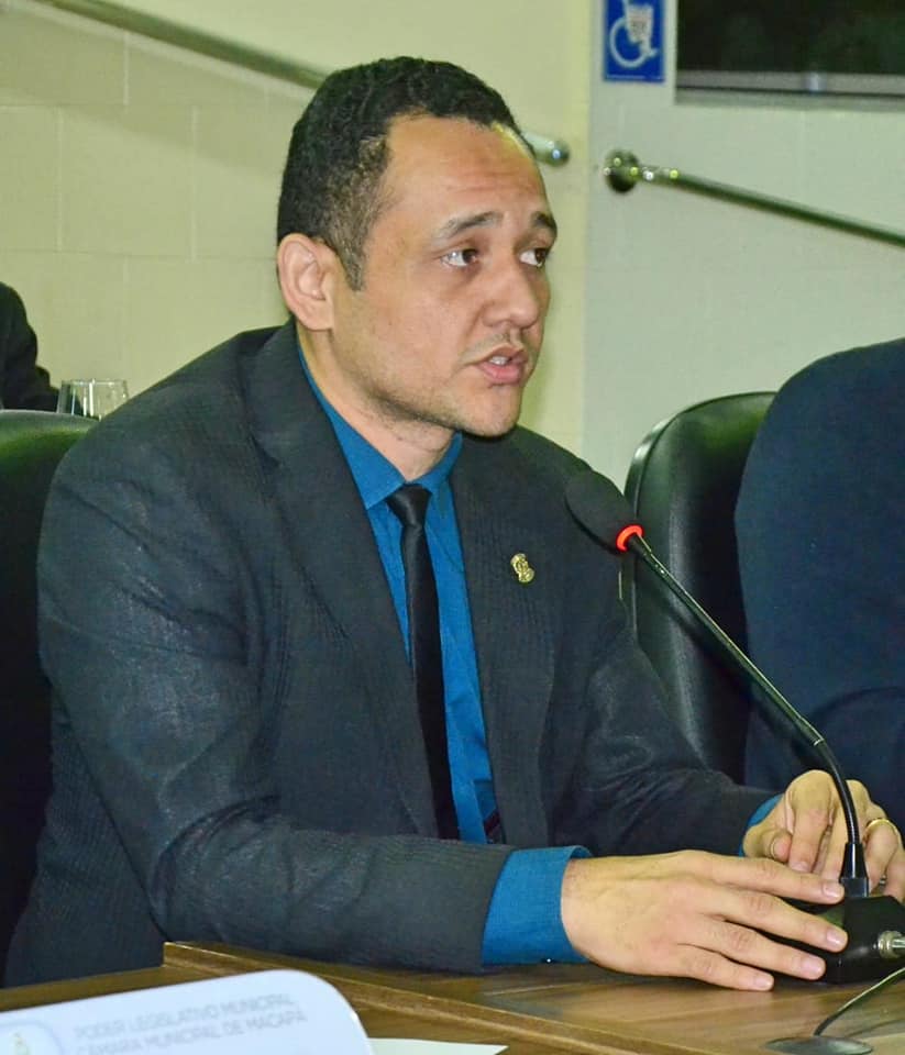 Vereador Diego Duarte quer policiamento ostensivo para a praça Floriano Peixoto e asfalto para quatro bairros da capital