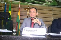 Vereador Diego Duarte solicita serviços de capina, limpeza e revitalização da praça e do complexo da Fazendinha.