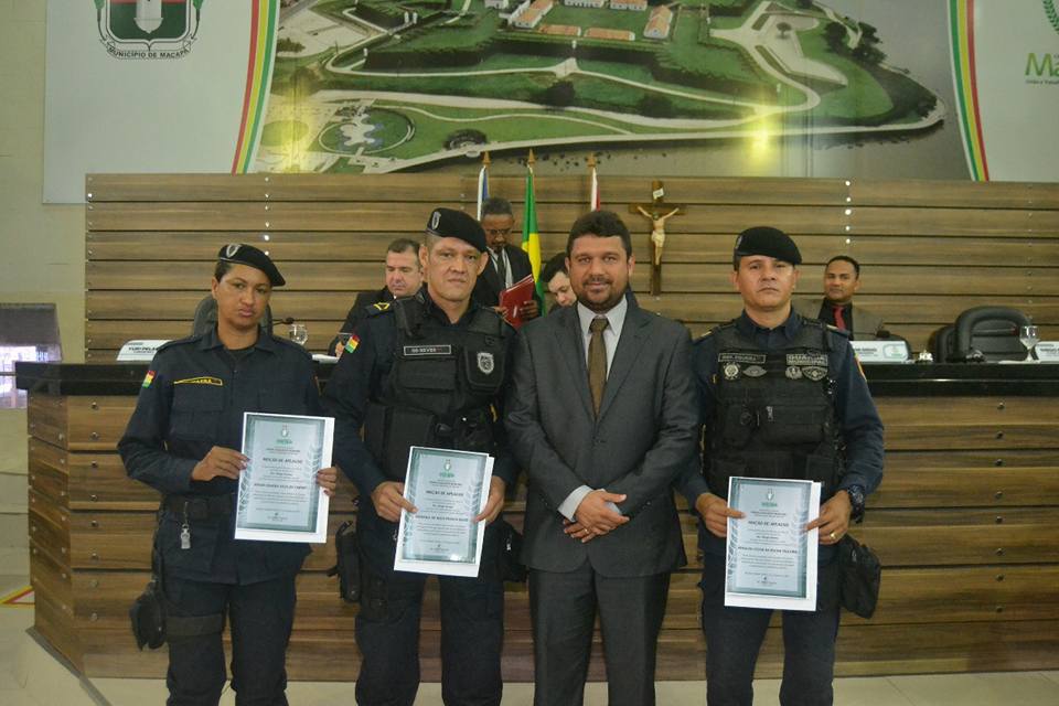 vereador Diogo Senior (PMB) homenageia Guardas Civis Municipais.