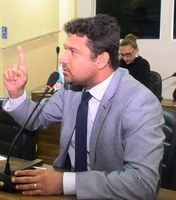 Vereador Diogo Senior solicita a SEMUR recuperação do terminal de esgoto no Zerão