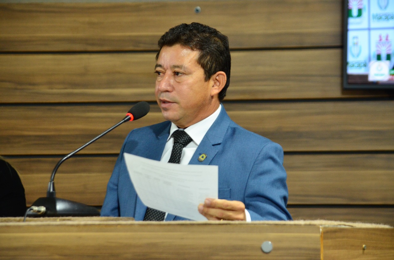 Vereador Edinoelson Careca pede a construção de quase 5 mil metros de passarelas no arquipélago do Bailique