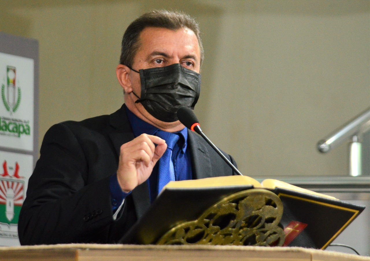 Vereador Gian do Nae solicita recapeamento asfáltico em toda a extensão da Rua Eliezer Levy