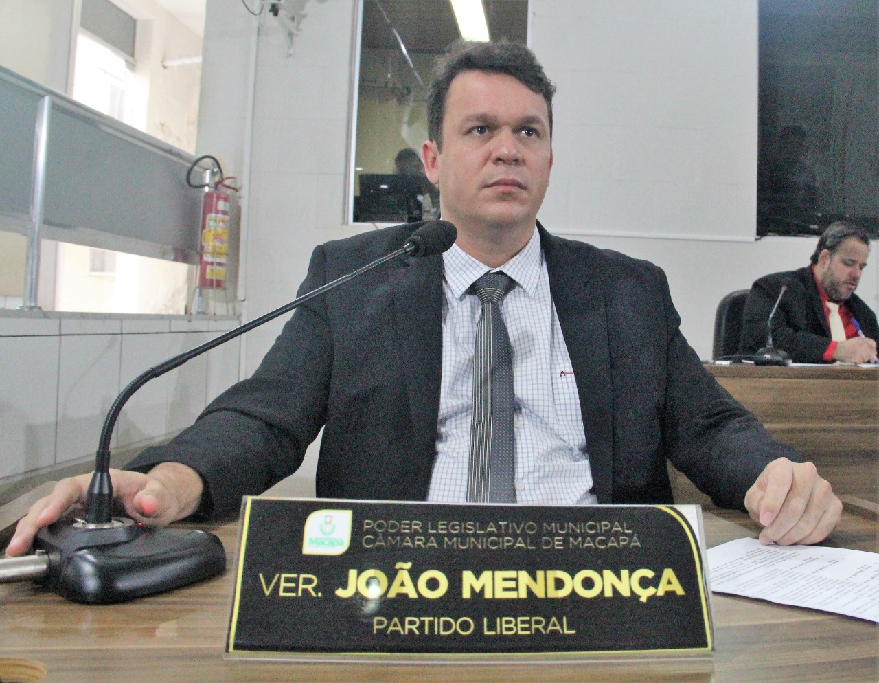 Vereador João Mendonça busca ação da prefeitura para os Bairros Universidade, Jardim Felicidade I, Araxá e Novo Horizonte