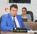 Vereador João Mendonça têm PL aprovado que cria a campanha “Orla Limpa”
