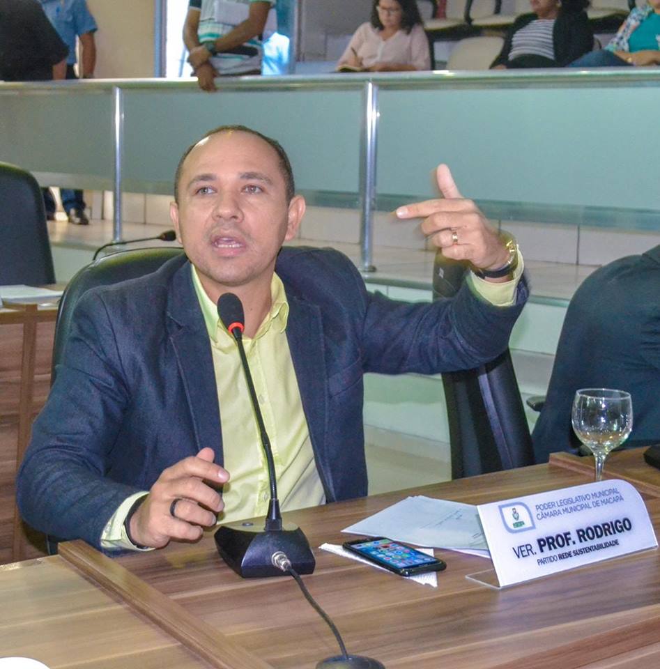 Vereador Professor Rodrigo Gomes busca melhorias para o bairro Universidade