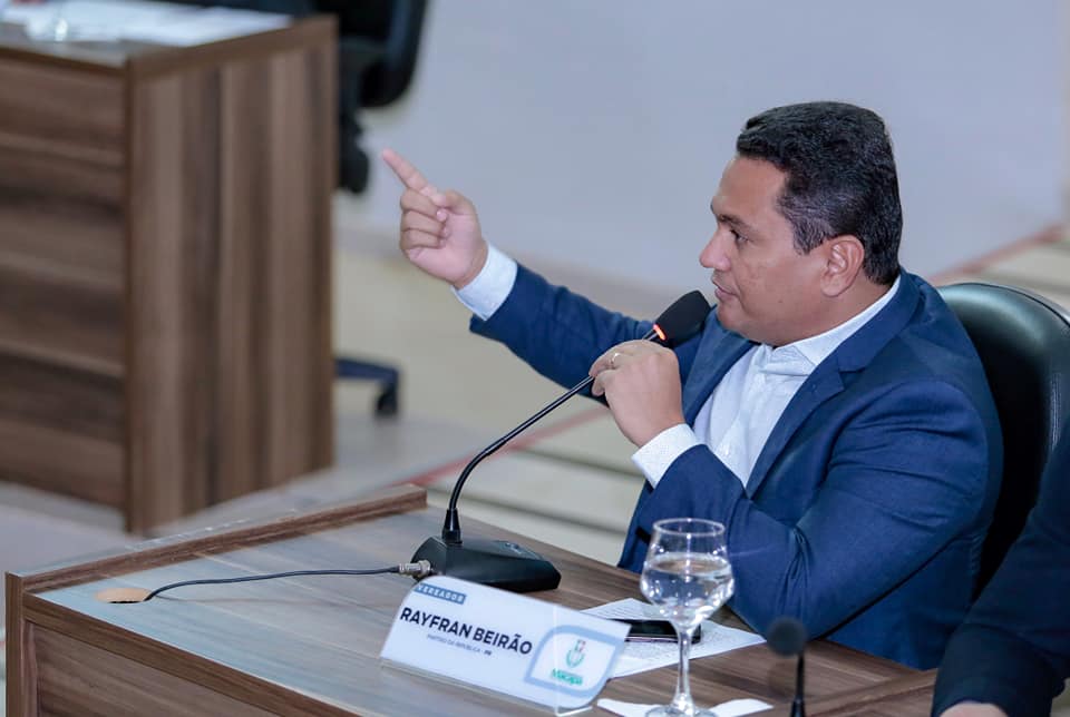 Vereador Rayfran Beirão defende PL que beneficia pessoas com deficiência