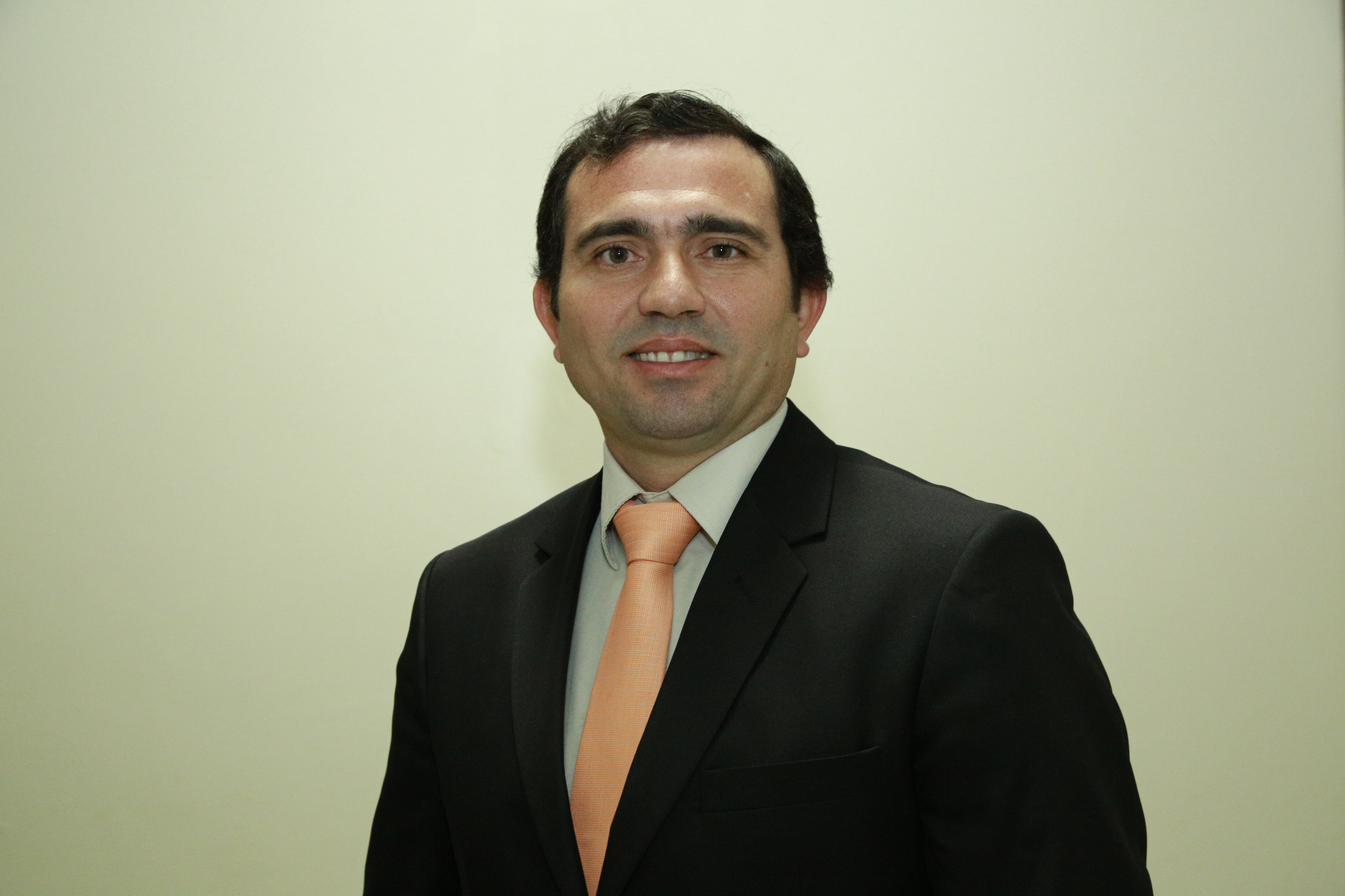 Vereador Ruzivan Pontes: Um mandato de desafios e lutas pelo povo de Macapá.